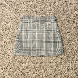 Aritzia Wilfred Plaid Mini Skirt - size 0